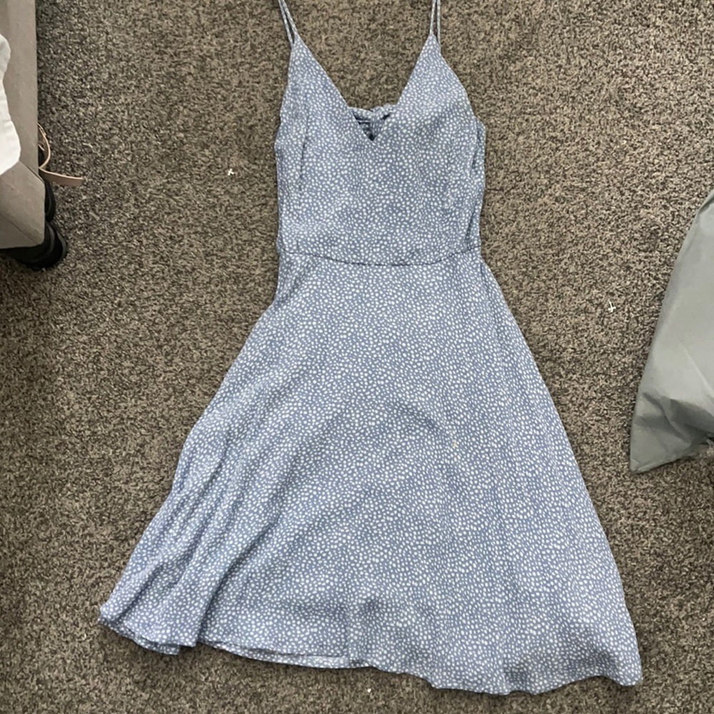 Blue and white flowy dress. Open back. Size S